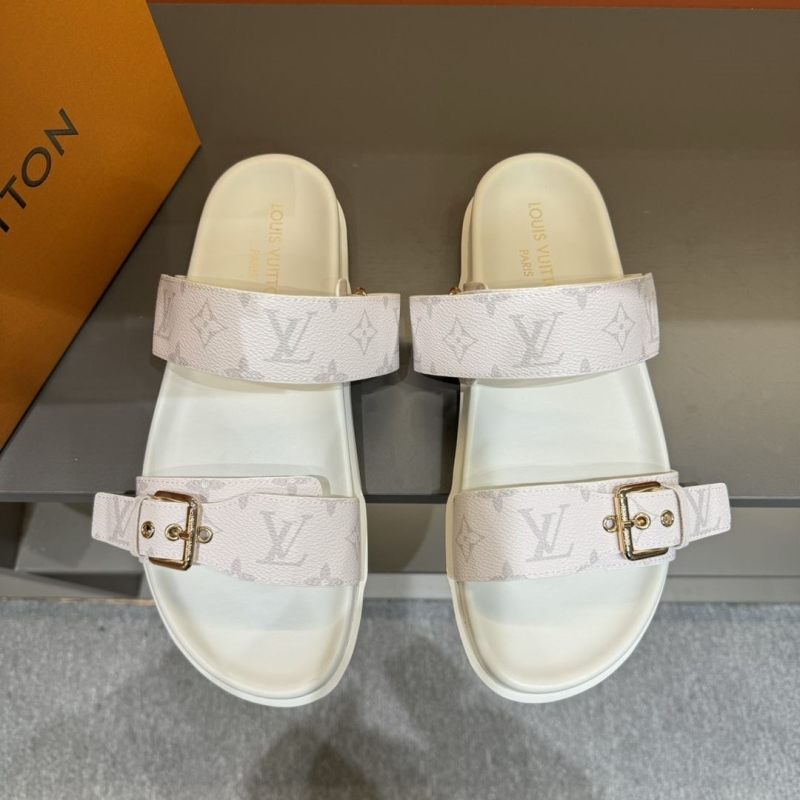 ch**an D*or slippers